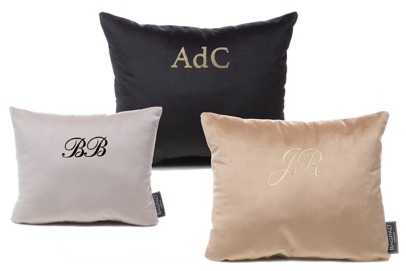 Monogrammed bagpads, the perfect attention to keep any bag in shape